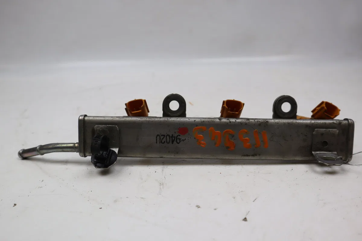 Rampe injection Opel AGILA (B) (H08) 1.0 (f68) (2008-2011) occasion