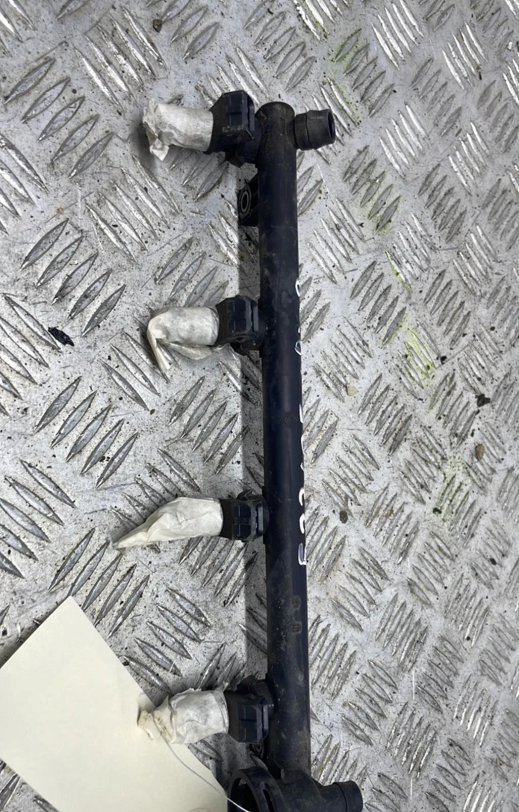 Rampe injection RENAULT CLIO 2 PHASE 2 occasion
