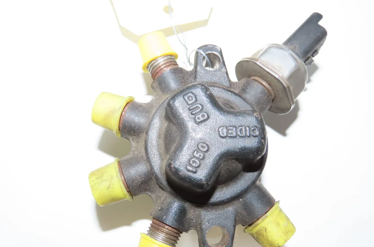 Rampe injection Renault GRAND SCÉNIC II (JM0-1_) 1.5 dci (jm02, jm13) (2004-2008) occasion