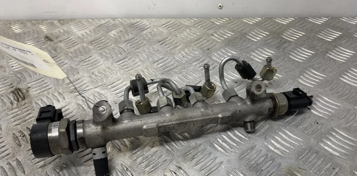 Rampe injection VOLKSWAGEN GOLF 7 PHASE 1 occasion
