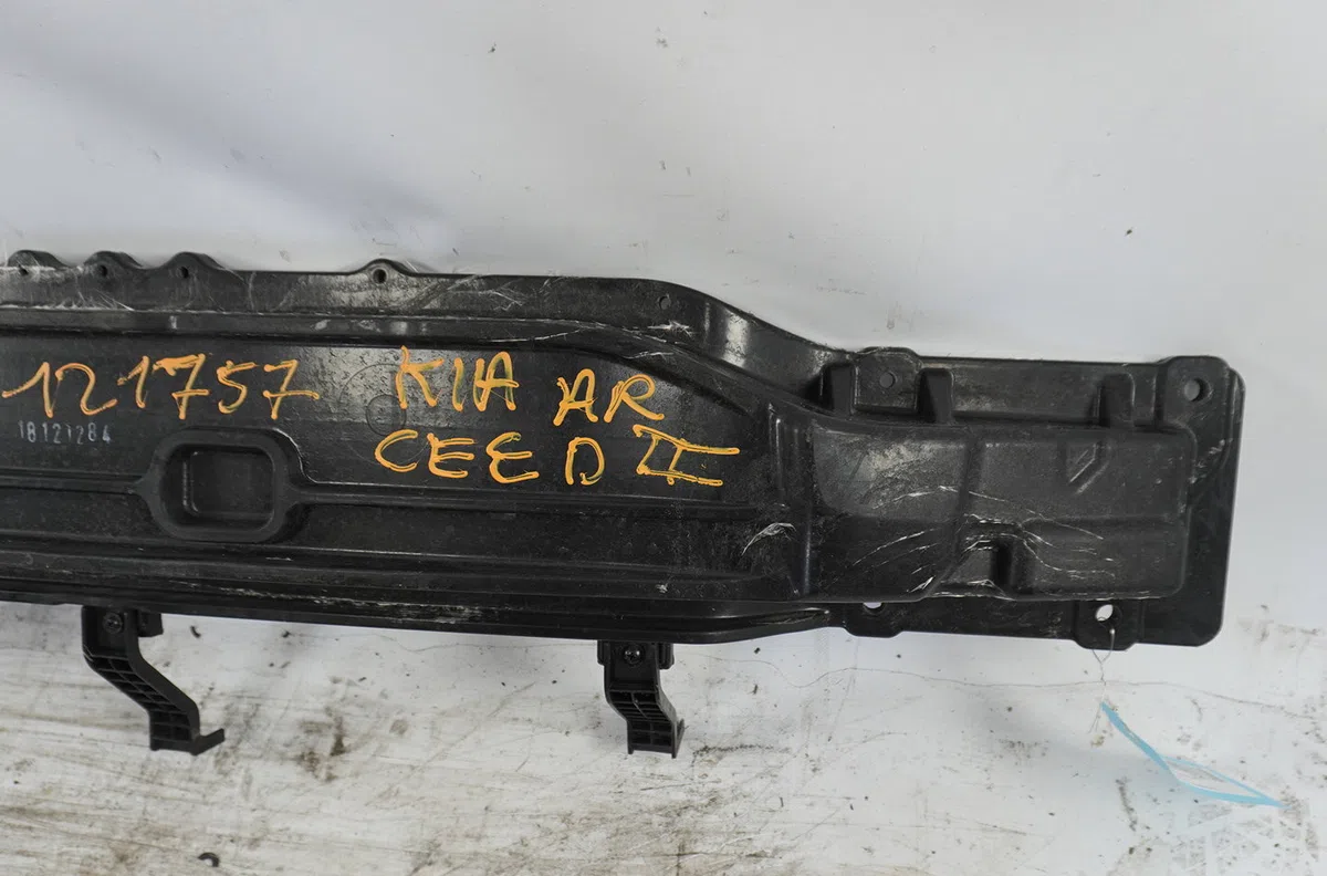 Renfort pare-choc arrière Kia CEE'D (JD) 1.6 crdi 128 (2012-2018) occasion