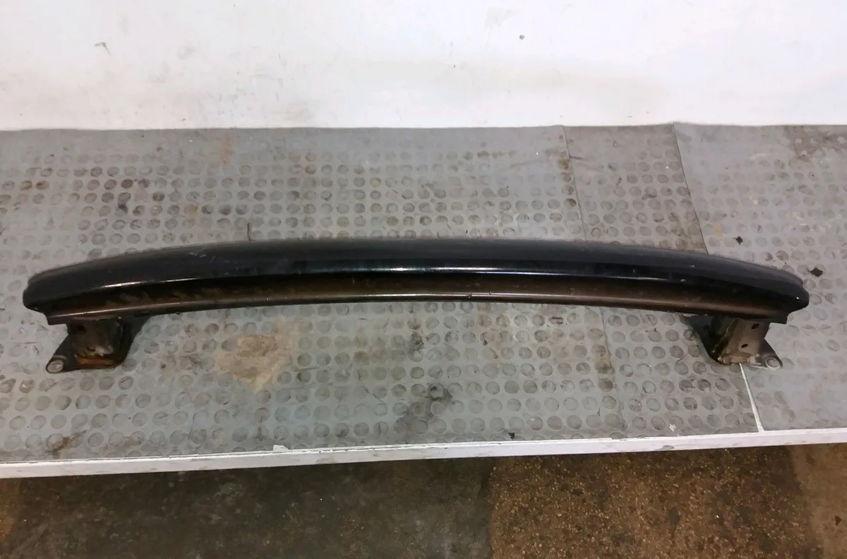 Renfort pare-choc arrière Skoda OCTAVIA II Combi (1Z5) 2.0 tdi (2010-2013) occasion