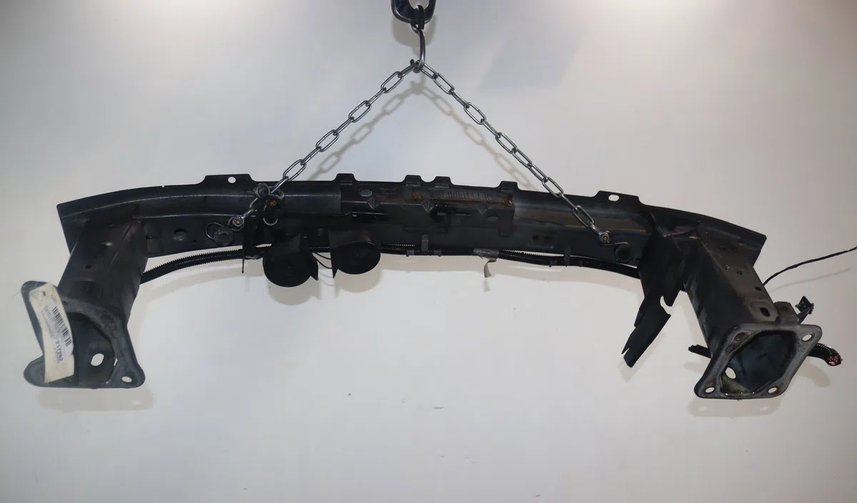 Renfort pare-choc avant Ford FOCUS II (DA_, HCP, DP) 1.8 tdci (2005-2012) occasion