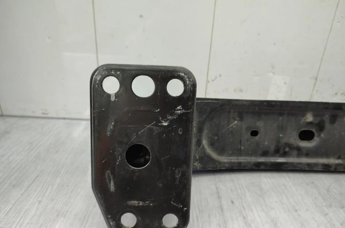 Renfort pare-choc avant LANCIA DELTA 3 occasion