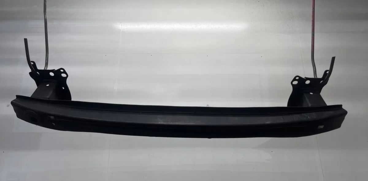 Renfort pare-choc avant VOLKSWAGEN CADDY 3 PHASE 1 occasion