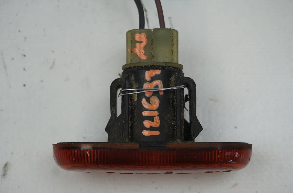 Répétiteur aile droite Renault CLIO II (BB_, CB_) 1.2 (bb0a, bb0f, bb10, bb1k, bb28, bb2d, bb2h, cb0a,... (1998-2010) 5 