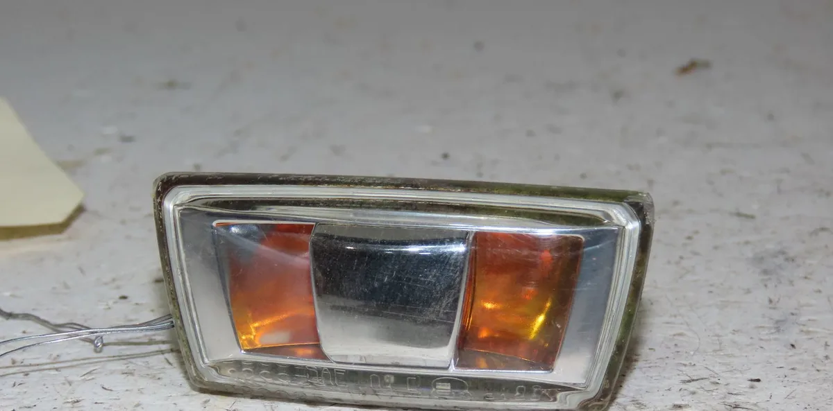 Répétiteur aile gauche Opel CORSA D (S07) 1.3 cdti (l08, l68) (2006-2014) 5 portes occasion