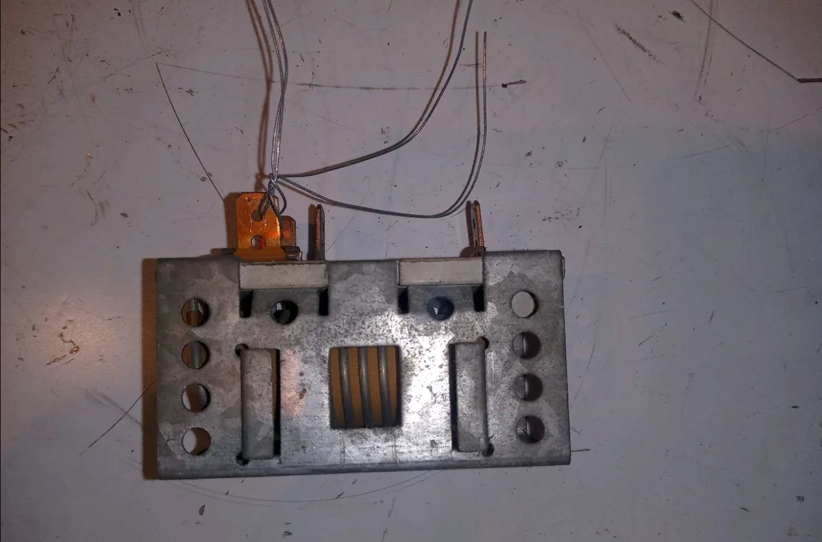 Resistance de chauffage Ford FIESTA III (GFJ) 1.1 (1989-1995) occasion