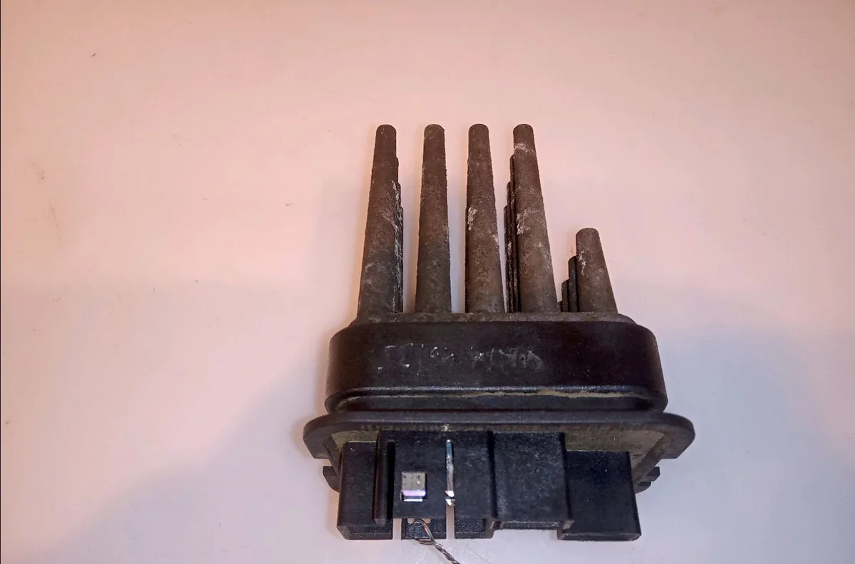 Resistance de chauffage Opel ASTRA H GTC (A04) 1.9 cdti (l08) (2005-2010) occasion
