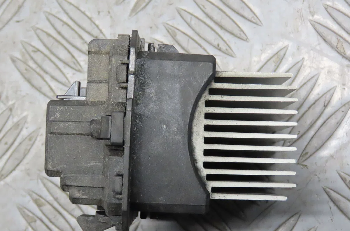 Resistance de chauffage Peugeot 207 SW (WK_) 1.6 hdi (2007-2012) occasion