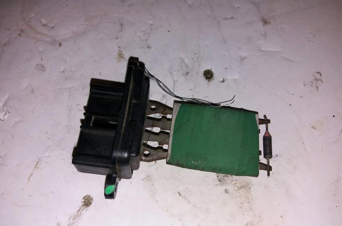 Resistance de chauffage Peugeot PARTNER Monospace (5_, G_) 1.6 hdi 75 (2005-2008) 4 portes occasion