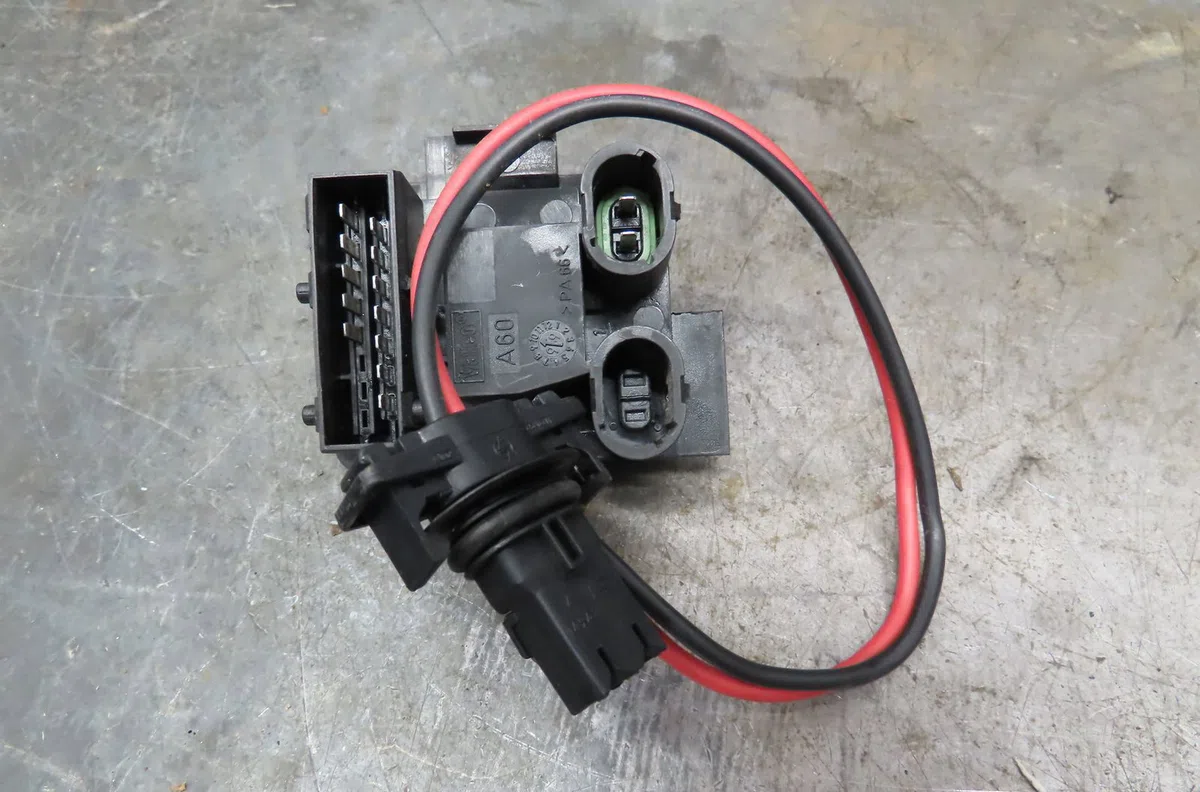 Resistance de chauffage Renault CLIO II (BB_, CB_) 1.2 (bb0a, bb0f, bb10, bb1k, bb28, bb2d, bb2h, cb0a,... (1998-2010) 5