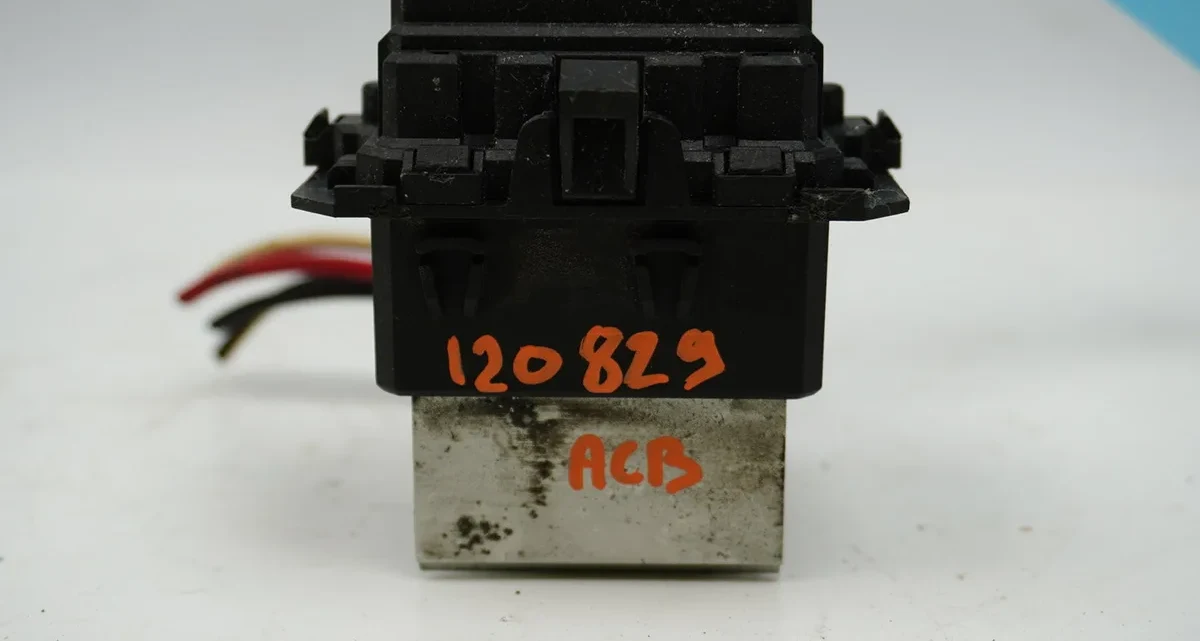 Resistance de chauffage Renault CLIO III (BR0-1, CR0-1) 1.5 dci (br0h, cr0h, cr1s, br1s) (2005-2014) 3 portes occasion