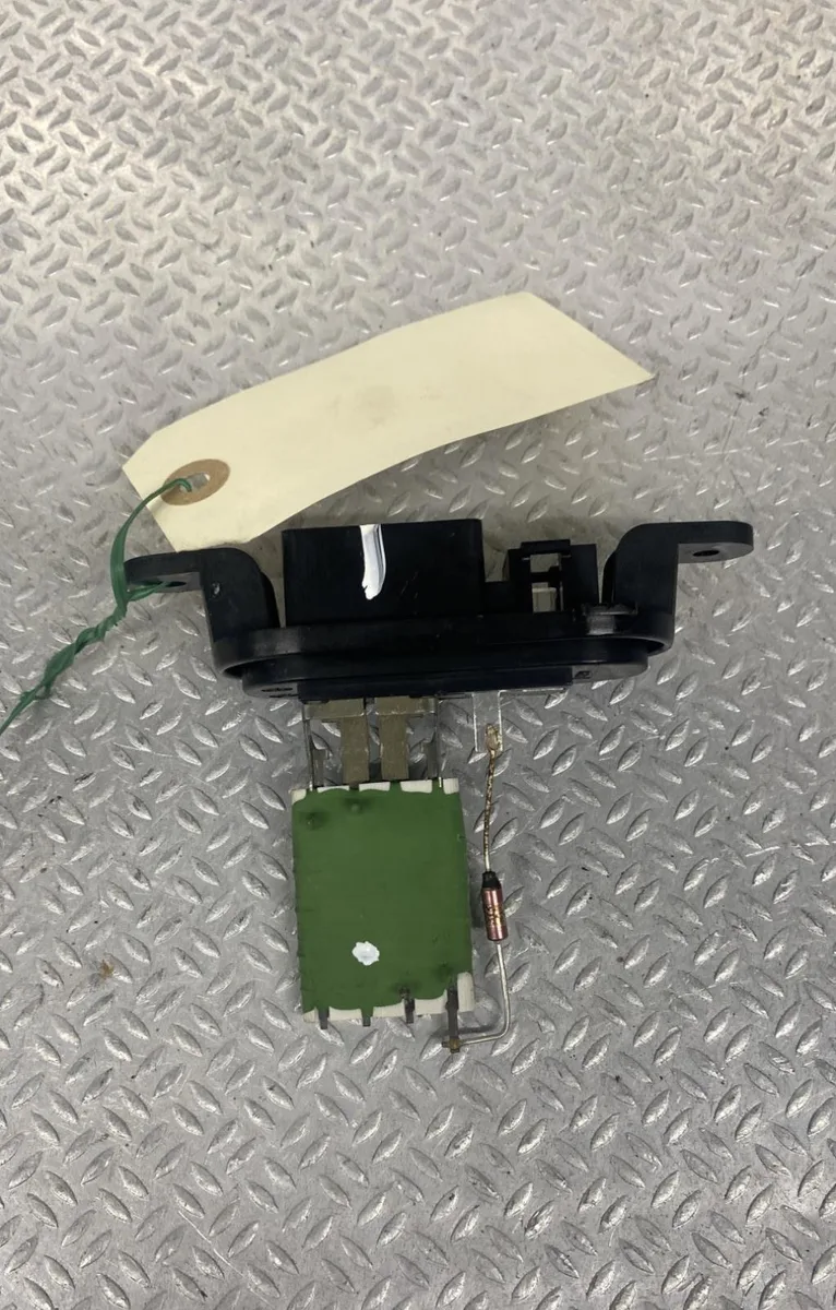Resistance de chauffage Renault MASTER III Camion plate-forme-Châssis (EV, HV, UV) 2.3 dci 110 fwd (ev0r, ev0w, hv0r, hv