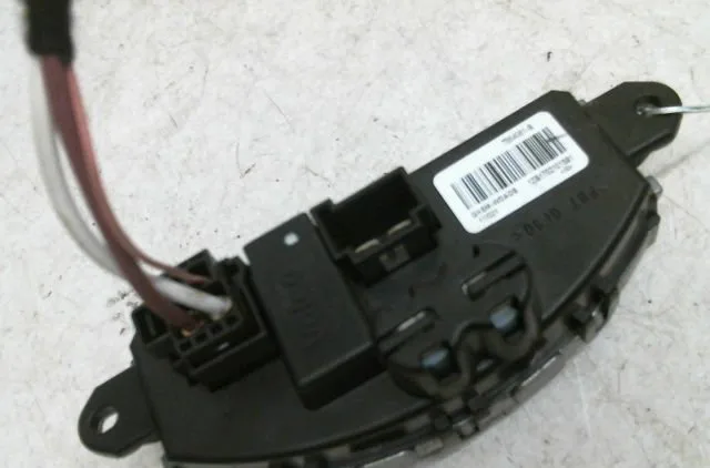 Resistance de chauffage Renault MEGANE IV 3-5 portes (B9A-M-N_) 1.2 tce 130 (b9mr) (2015) 5 portes occasion