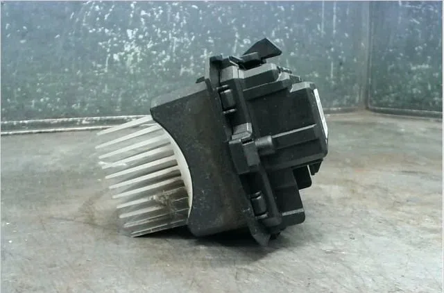 Resistance de chauffage Renault TWINGO II (CN0_) 1.5 dci (cn0u) (2008-2014) 3 portes occasion
