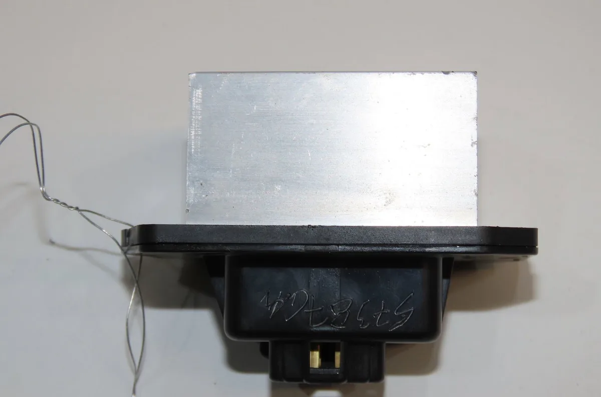 Resistance de chauffage Suzuki SWIFT IV (FZ, NZ) 1.3 ddis (azg 413d) (2010) 3 portes occasion