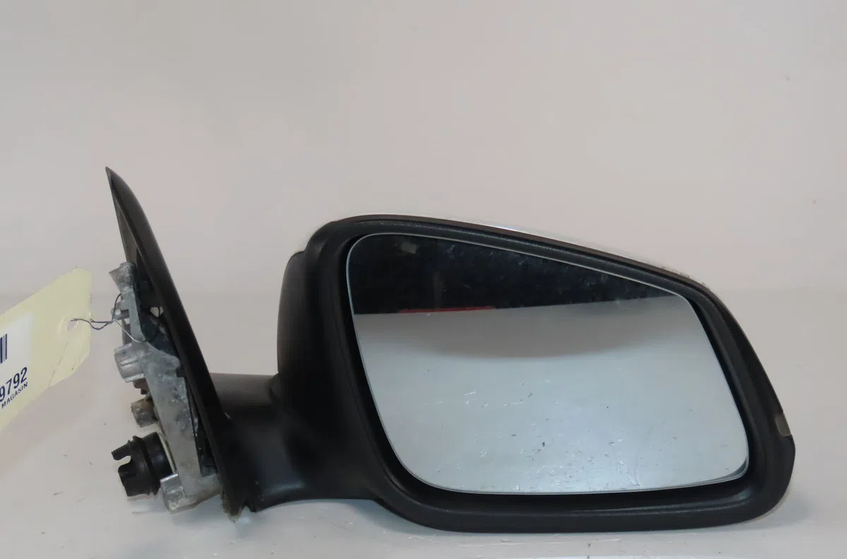 Retroviseur exterieur electrique droit Bmw 1 (F20) 118 d (2011-2015) occasion