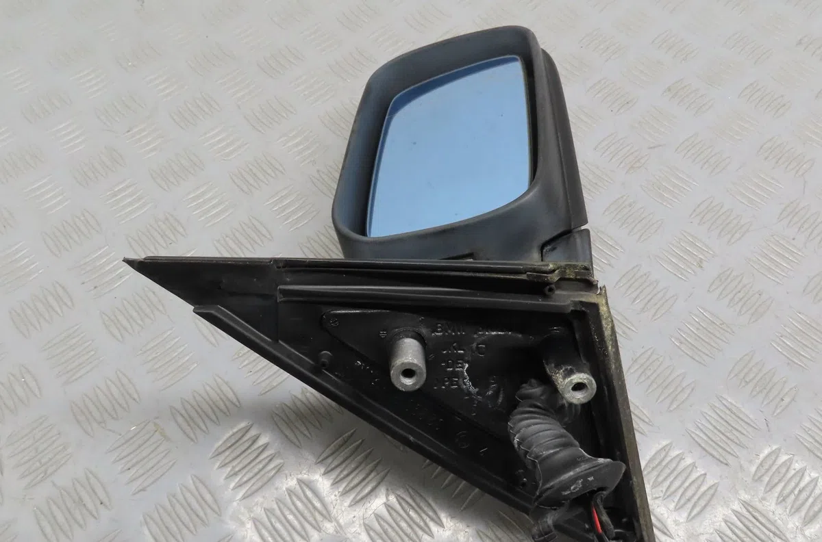 Retroviseur exterieur electrique droit Bmw 5 (E39) 525 i (2000-2003) occasion