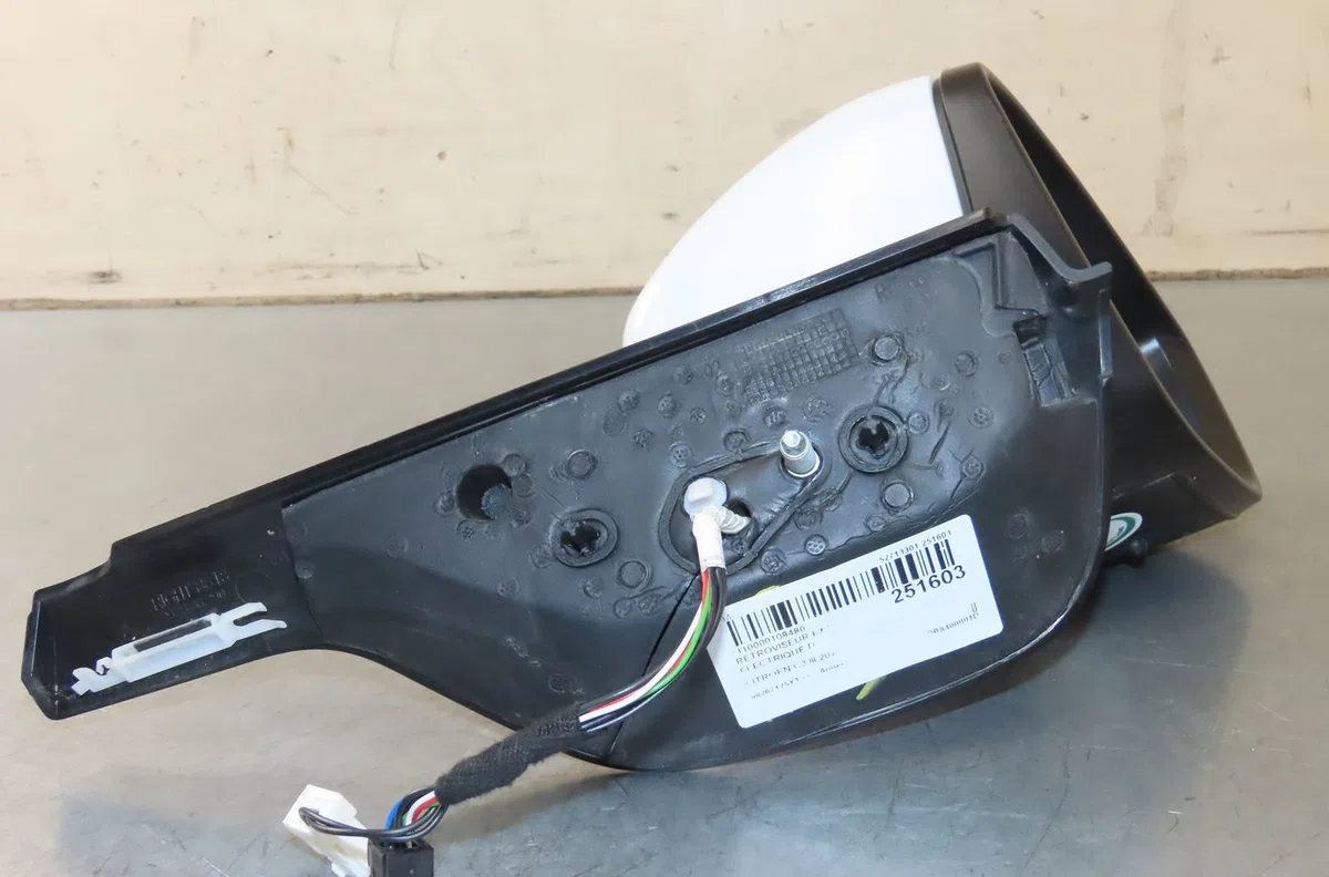 Retroviseur exterieur electrique droit Citroen C3 III (SX) 1.2 puretech 82 (2018) 5 portes occasion