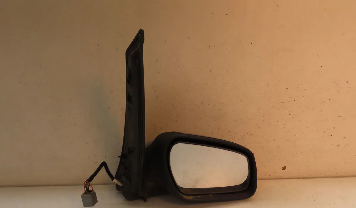 Retroviseur exterieur electrique droit FORD FOCUS 2005 occasion