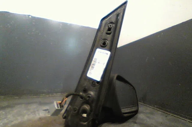 Retroviseur exterieur electrique droit Ford FOCUS C-MAX (DM2) 2.0 tdci (2003-2007) occasion