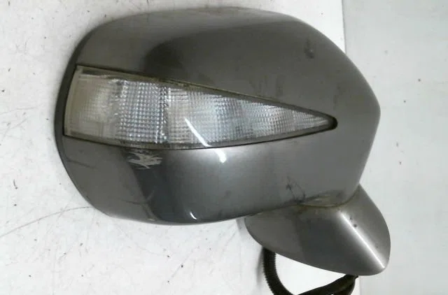 Retroviseur exterieur electrique droit Honda CIVIC VIII A trois volumes (FD, FA) 1.3 ima (fa3, fd3) (2006) occasion
