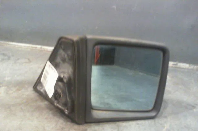 Retroviseur exterieur electrique droit MERCEDES 200 1989 occasion