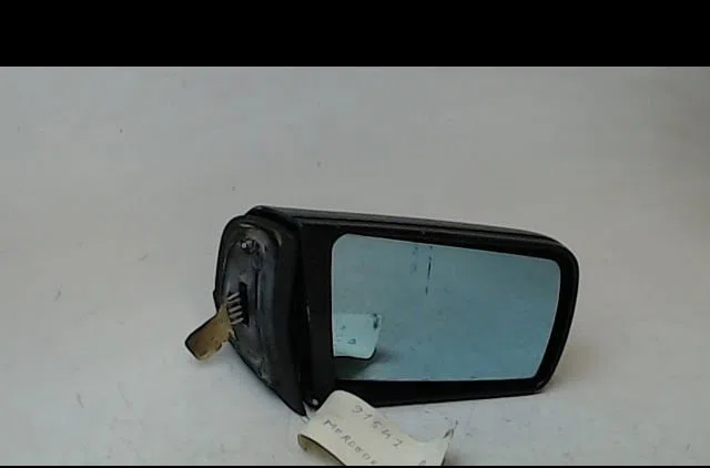 Retroviseur exterieur electrique droit MERCEDES C220 occasion