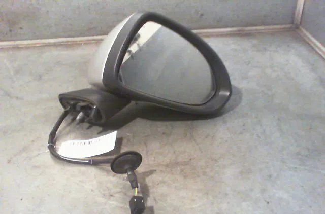 Retroviseur exterieur electrique droit OPEL CORSA 2011 occasion
