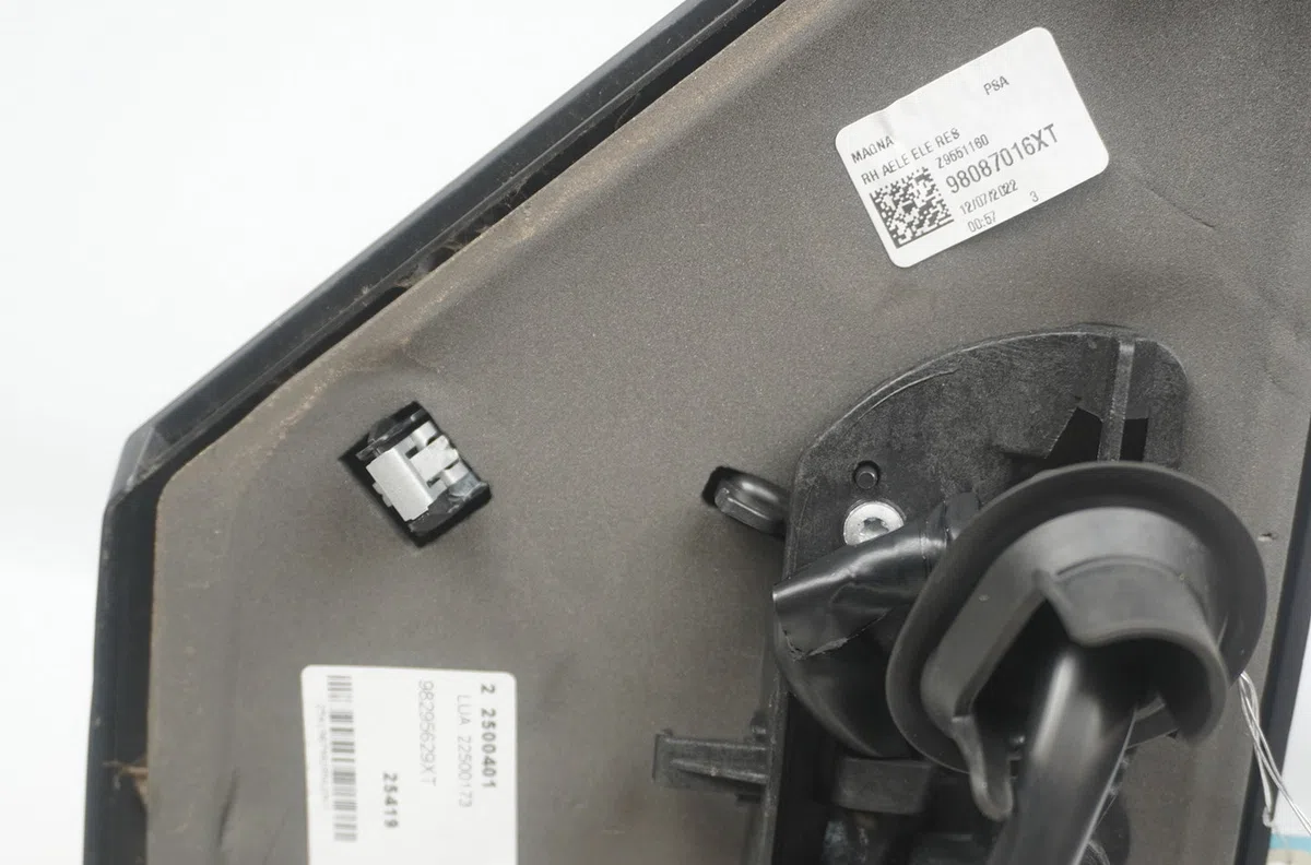 Retroviseur exterieur electrique droit Opel VIVARO C Camionnette (K0) 1.5 (2019) occasion
