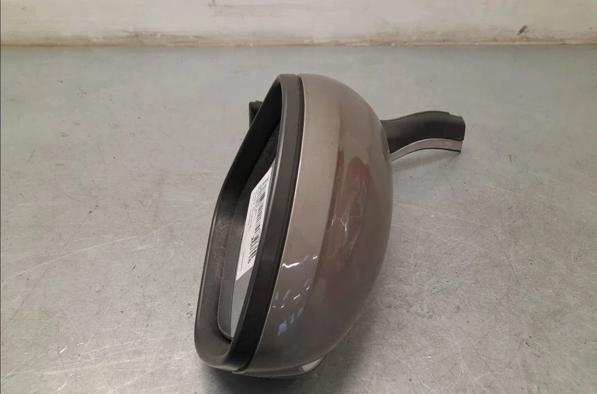 Retroviseur exterieur electrique droit Peugeot 208 I (CA_, CC_) 1.2 vti 82 (2012) occasion