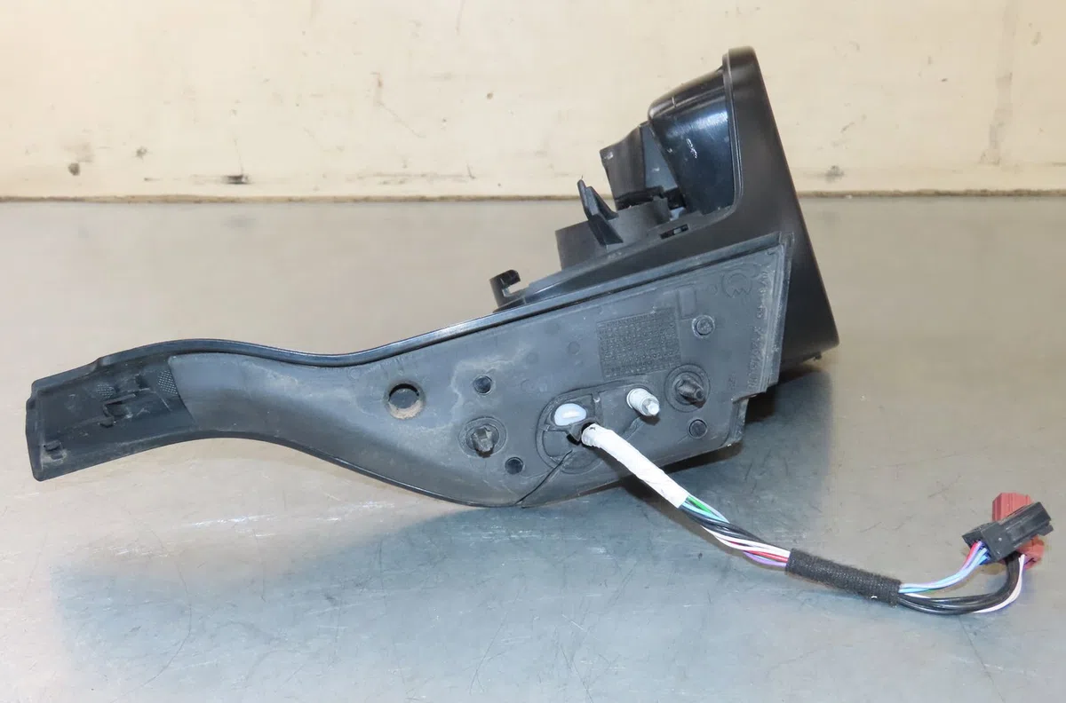 Retroviseur exterieur electrique droit Peugeot 208 I (CA_, CC_) 1.5 bluehdi 100 (2018) occasion