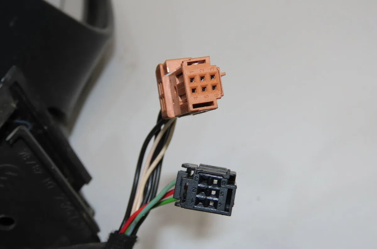 Retroviseur exterieur electrique droit Peugeot 208 I (CA_, CC_) 1.6 hdi (2012) 5 portes occasion