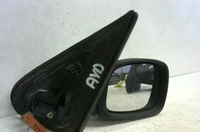 Retroviseur exterieur electrique droit Peugeot 306 3-5 portes (7A, 7C, N3, N5) 1.9 d (1994-2001) occasion