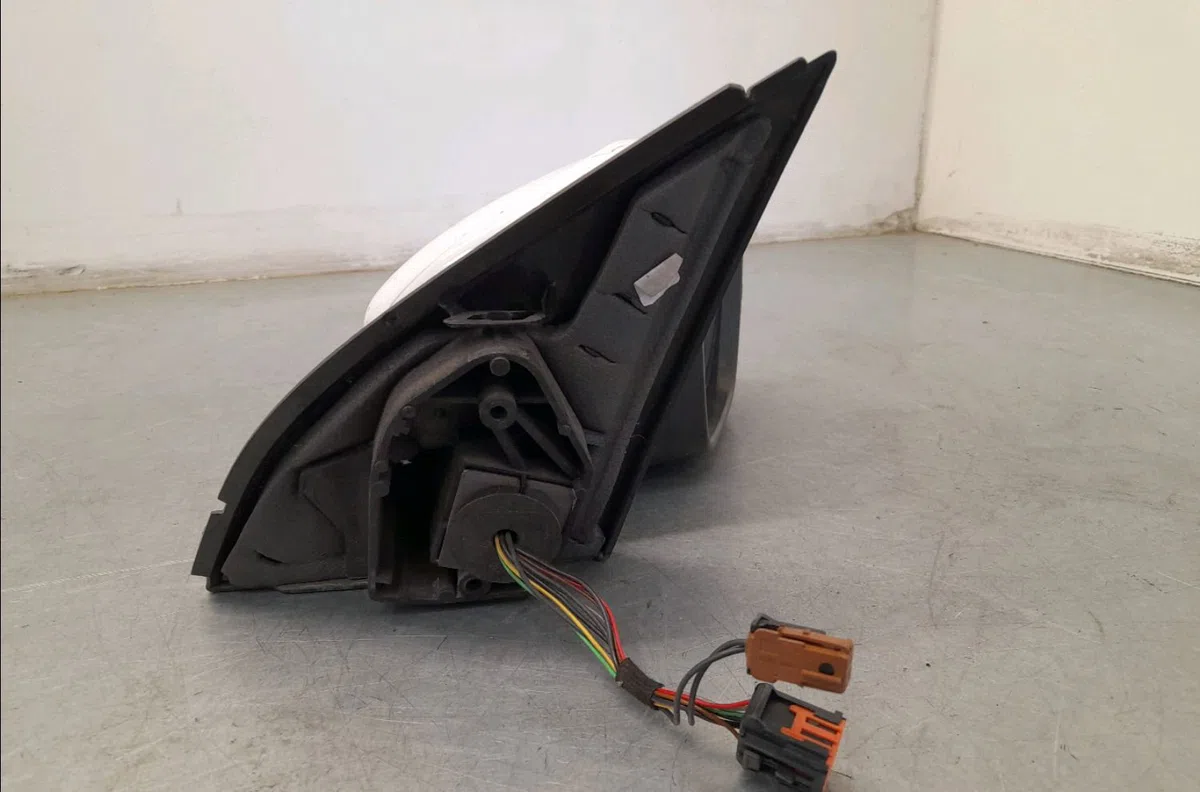 Retroviseur exterieur electrique droit Peugeot 308 II (LB_, LP_, LW_, LH_, L3_) 1.2 thp 110 (2013-2021) occasion