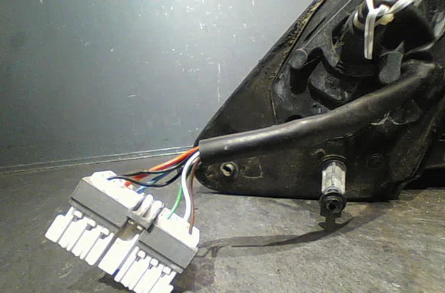 Retroviseur exterieur electrique droit Peugeot 406 Break (8E-F) 2.0 hdi 110 (1999-2004) 5 portes occasion