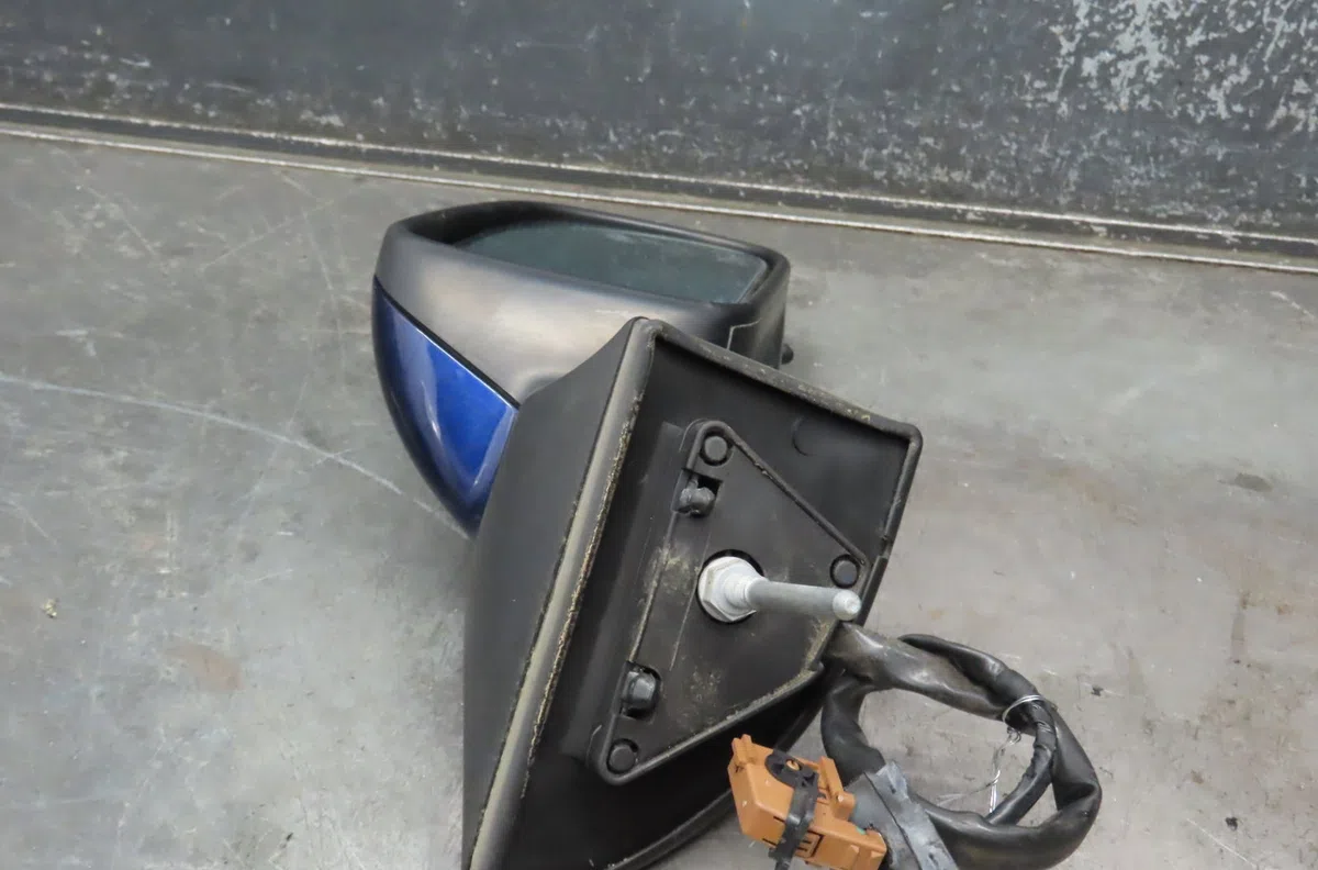 Retroviseur exterieur electrique droit Peugeot 407 (6D_) 2.0 hdi (6drhlg, 6drhle) (2004-2007) occasion