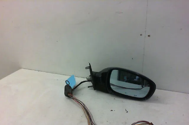 Retroviseur exterieur electrique droit PEUGEOT 607  2.2 HDI occasion