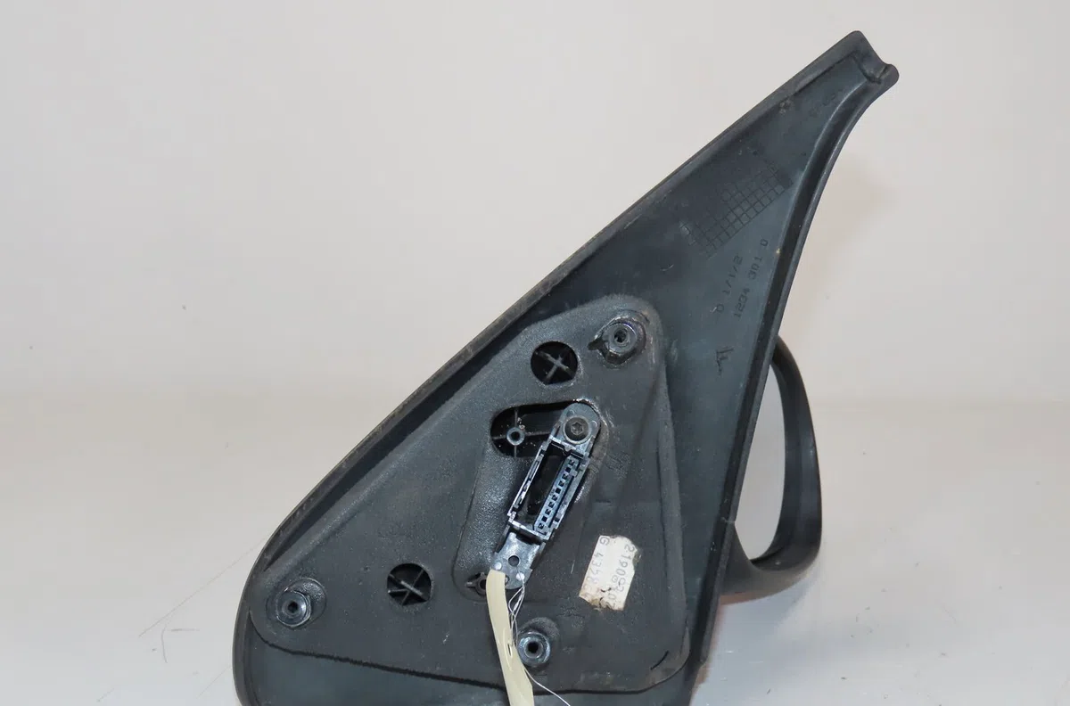 Retroviseur exterieur electrique droit Renault CLIO II (BB_, CB_) 1.4 (b-cb0c, b-cb0s) (1998-2005) occasion