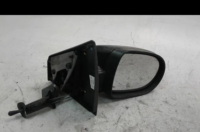 Retroviseur exterieur electrique droit Renault CLIO III (BR0-1, CR0-1) 1.5 dci (c-br0g, c-br1g) (2005-2012) 5 portes occ
