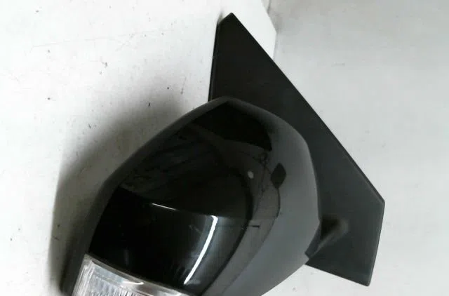 Retroviseur exterieur electrique droit Renault MEGANE III 3-5 portes (BZ0-1_, B3_) 1.4 tce (bz0f, bz1v) (2009) occasion