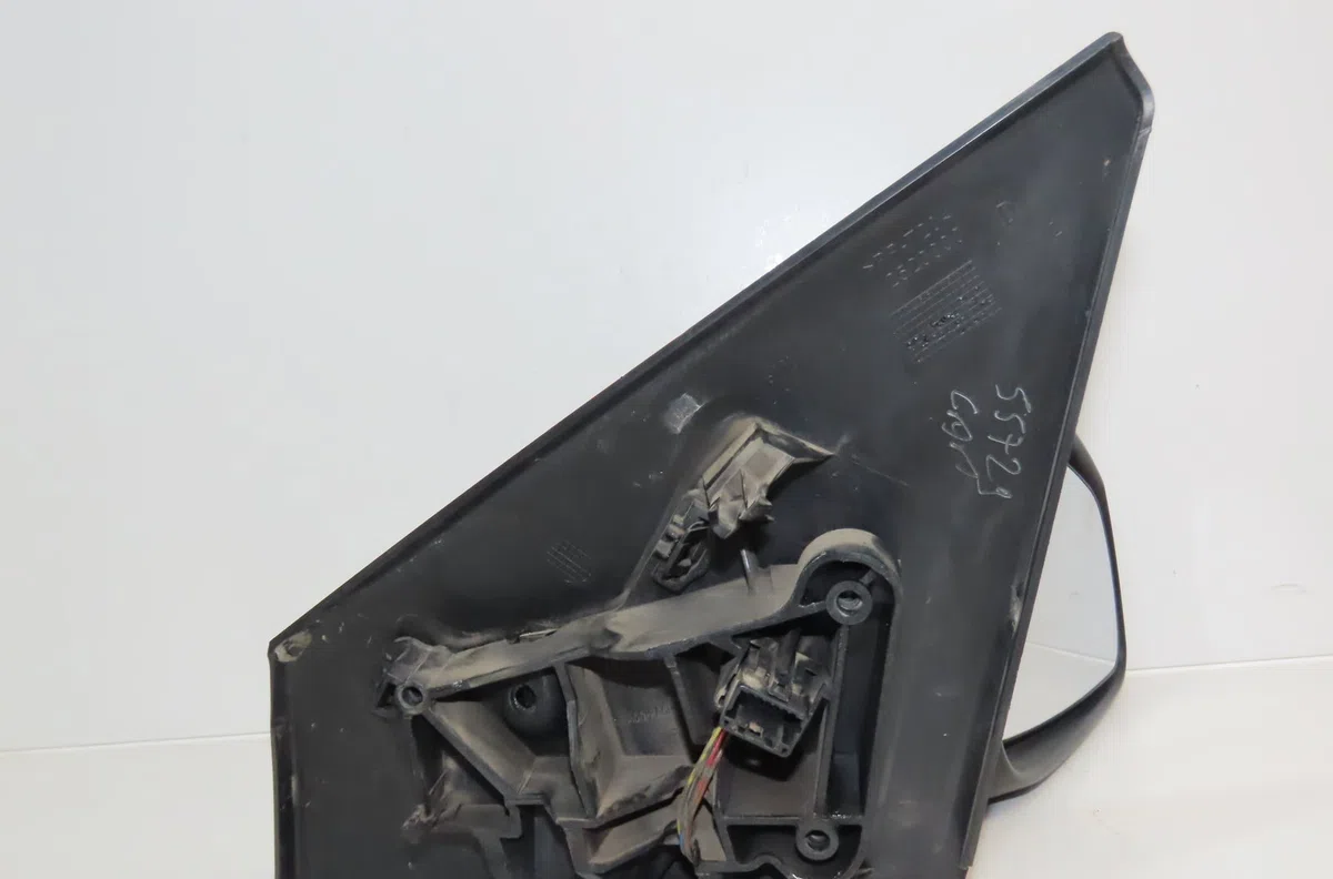 Retroviseur exterieur electrique droit Renault MEGANE III 3-5 portes (BZ0-1_, B3_) 1.6 dci (bz00, bz12, bz13) (2011-2015