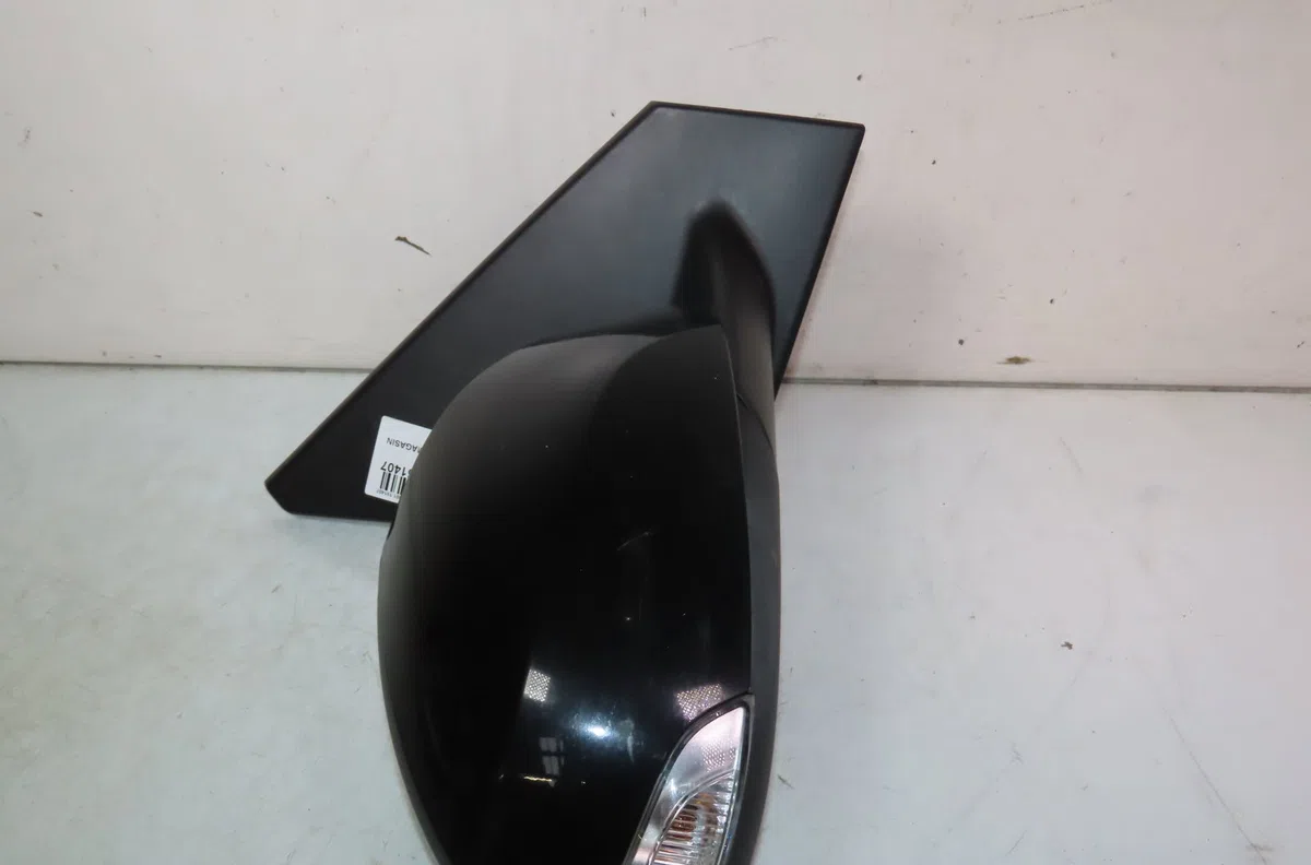 Retroviseur exterieur electrique droit Renault MEGANE III Grandtour (KZ0-1) 1.6 dci (kz00, kz12, kz13) (2011) occasion