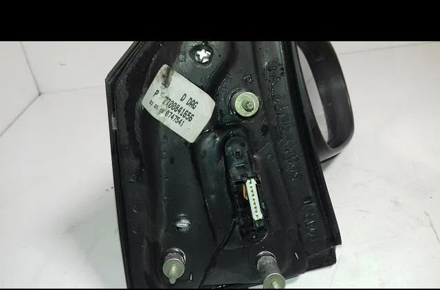 Retroviseur exterieur electrique droit Renault MEGANE Scenic (JA0-1_) 1.6 16v (ja0b, ja04, ja11, ja00) (1998-1999) occas