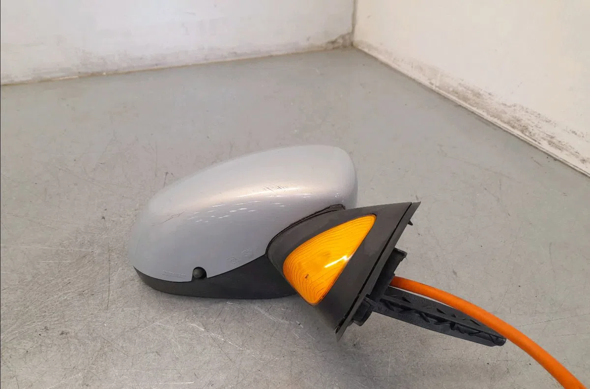 Retroviseur exterieur electrique droit Renault MODUS - GRAND MODUS (F-JP0_) 1.5 dci (fp0g, jp0g) (2004) occasion