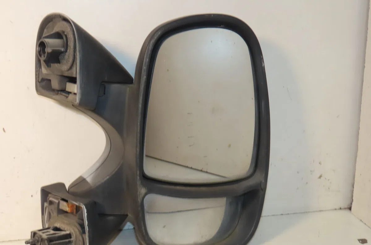 Retroviseur exterieur electrique droit Renault TRAFIC II Camionnette (FL) 2.0 dci 115 (fl01, fl0u) (2006) occasion