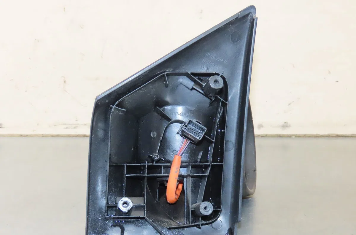 Retroviseur exterieur electrique droit Renault TWINGO II (CN0_) 1.2 tce 100 (cn0p) (2011) occasion