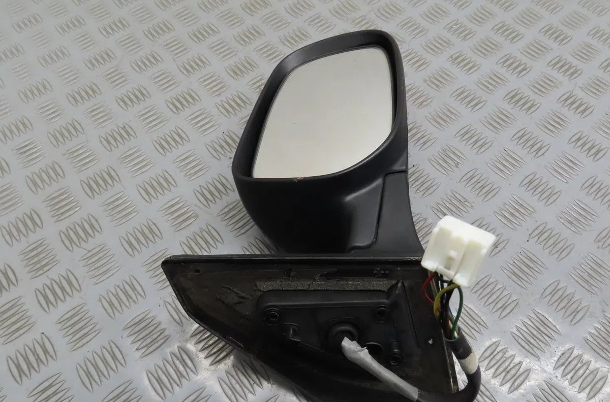Retroviseur exterieur electrique droit Toyota AVENSIS Break (_T25_) 2.0 d-4d (adt250_) (2006-2008) occasion