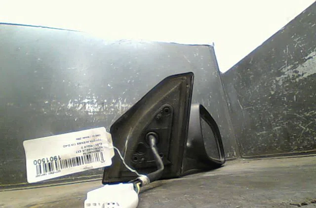 Retroviseur exterieur electrique droit TOYOTA AVENSIS II phase 1 05-2003--08-2006 occasion